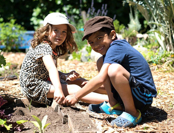 kids gardening